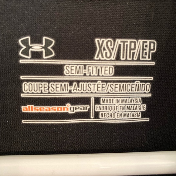 Under Armour Jacket - Picture 4 of 6